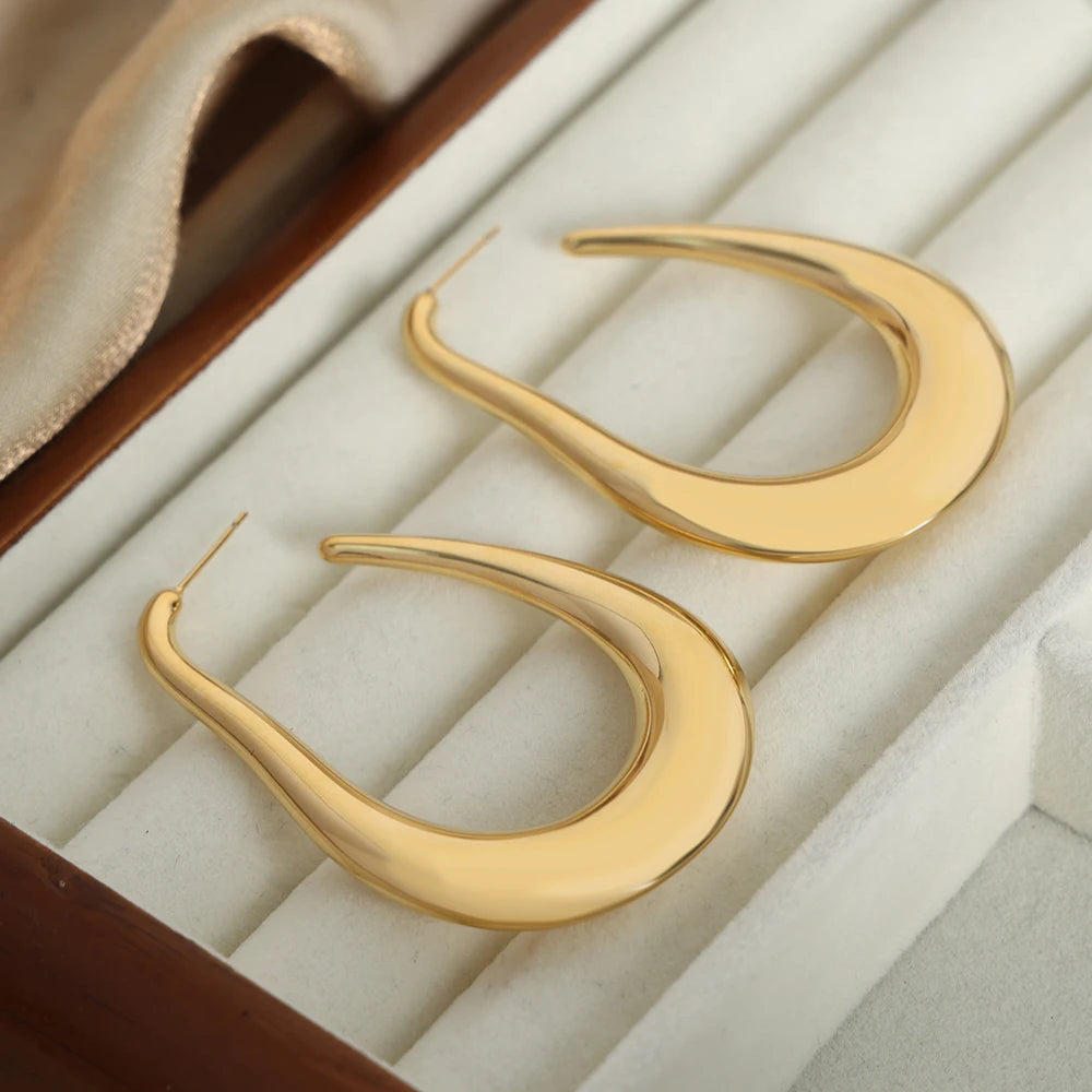 Brinco em Ouro 18k Argola Orgânica