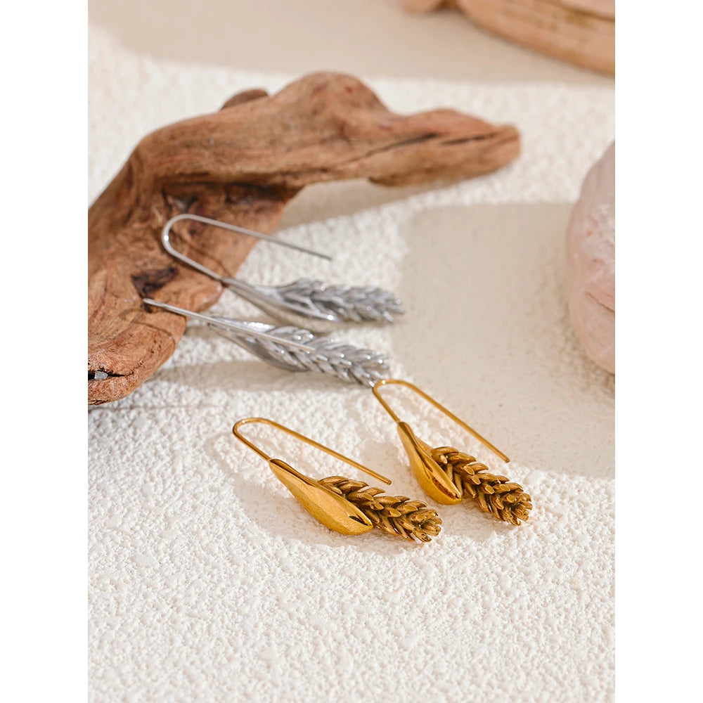 Brinco em Ouro 18k Trigo Pendente
