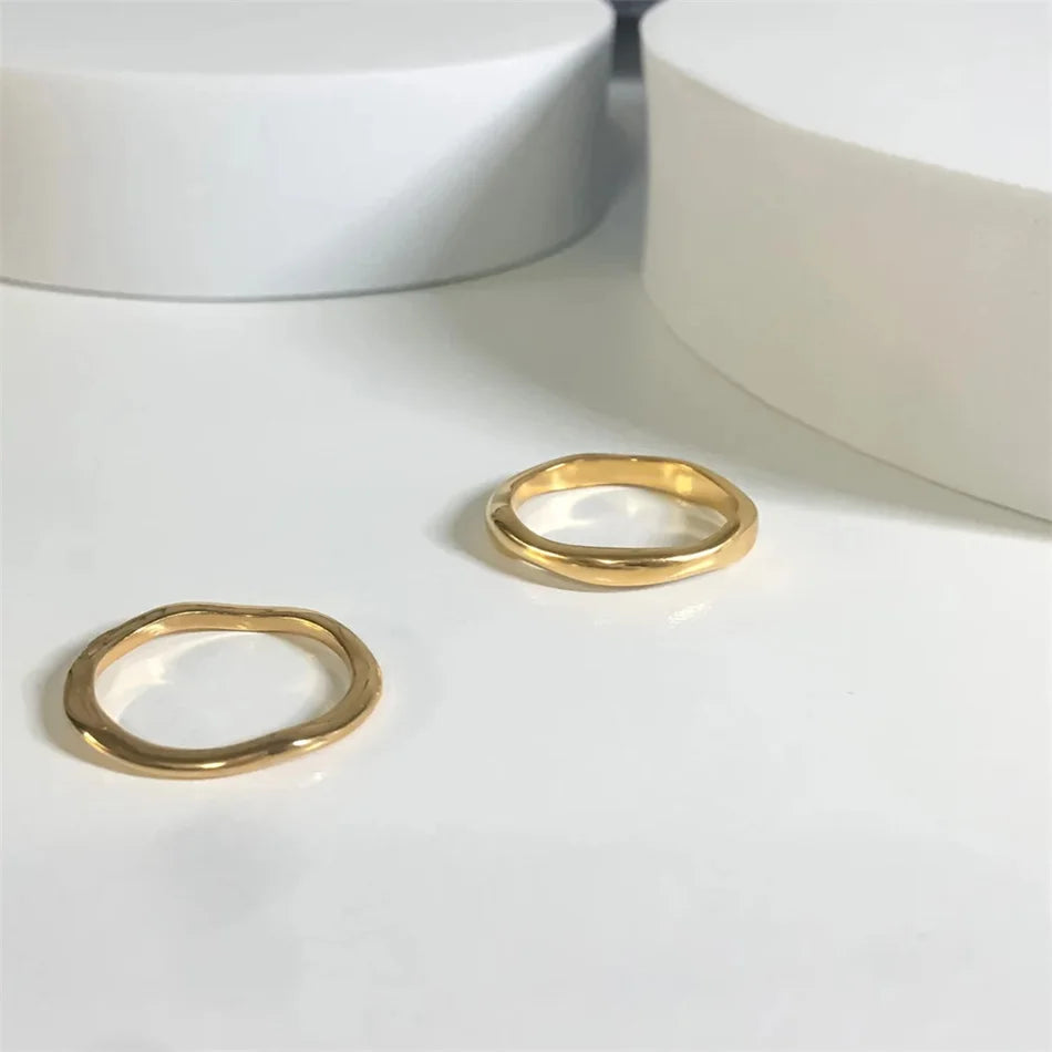 Anéis Minimalistas Onda Leve