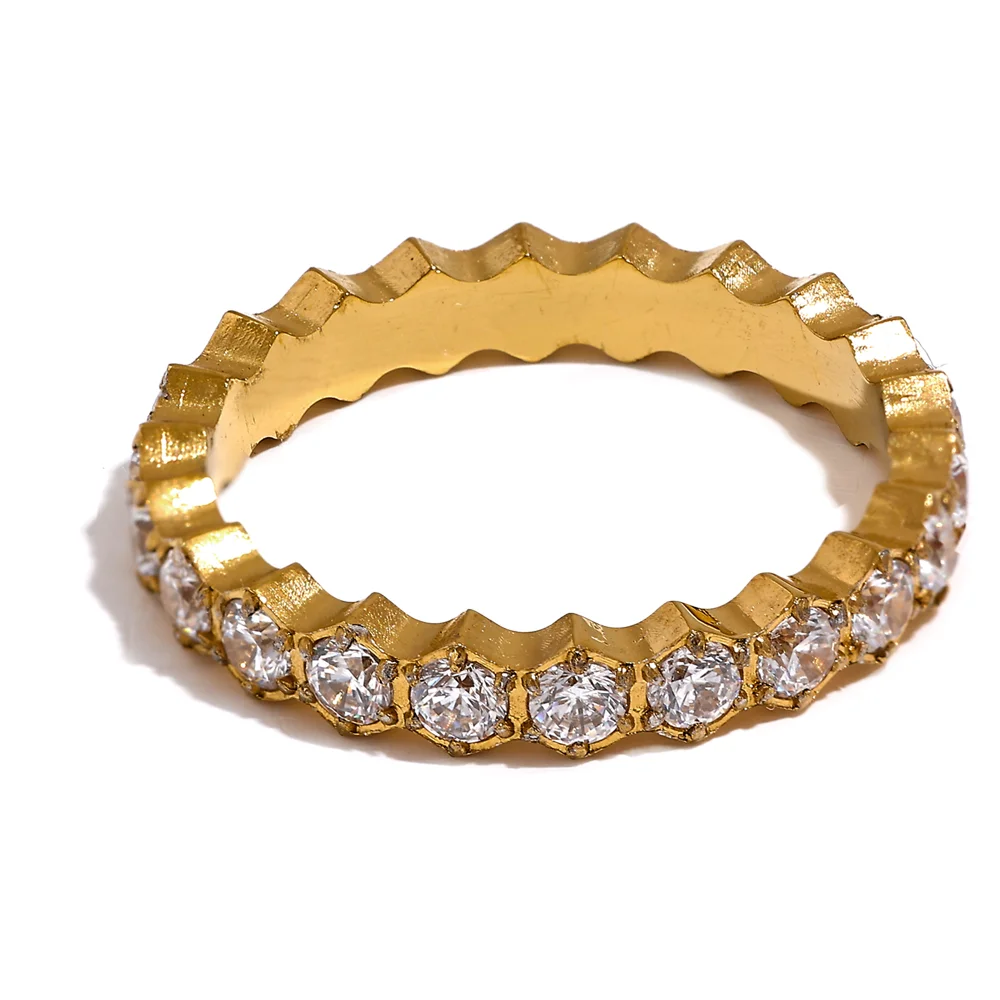 Anel Cravejado Zircônia Elegante