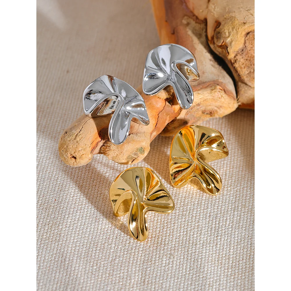 Brinco em Ouro 18k Orgânico Irregular