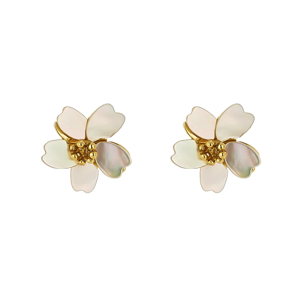 Brinco em Ouro 18k Flor de Concha