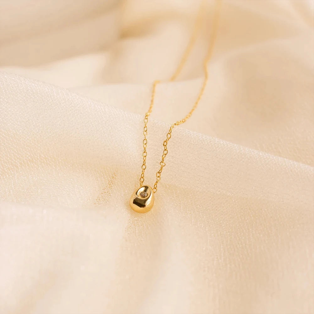 Colar Pendente Minimalista Gota D'água