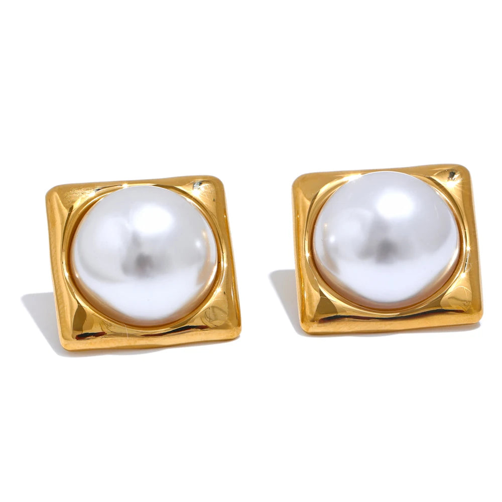 Brinco Pérola Quadrado em Ouro 18k